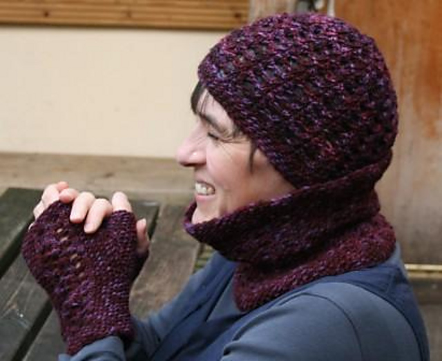 Angelica Cowl