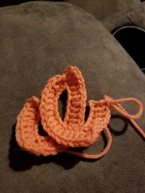 Triquetra barefoot sandals