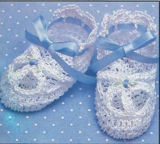 Frilly Baby Booties