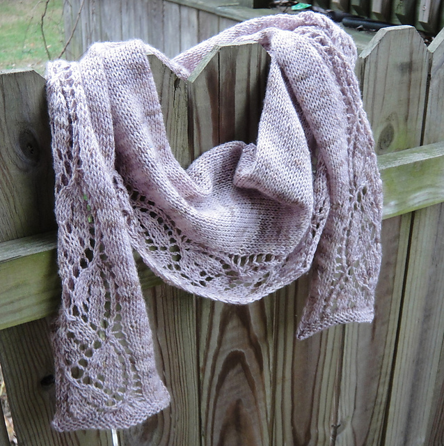 Day Lily Shawlette