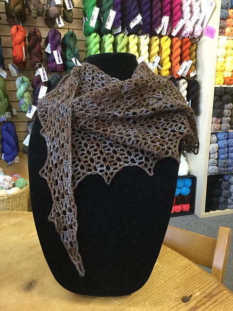 Scute Scarf