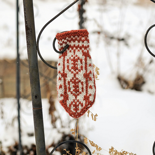 Empress Junior Mitten