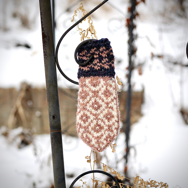 Terrace Junior Mitten