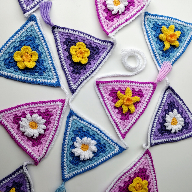 3D Wildflower Bunting