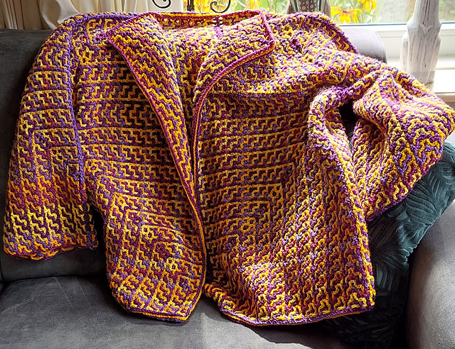 Interlocking hexagon cardigan