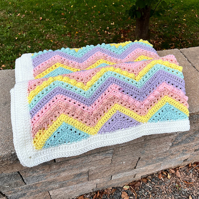 Ravelry Candy Hearts Baby Blanket pattern by Michael Sellick