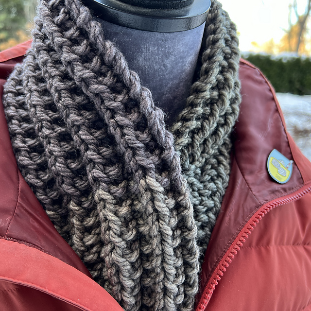 Seeded Hot Frosty Scarf