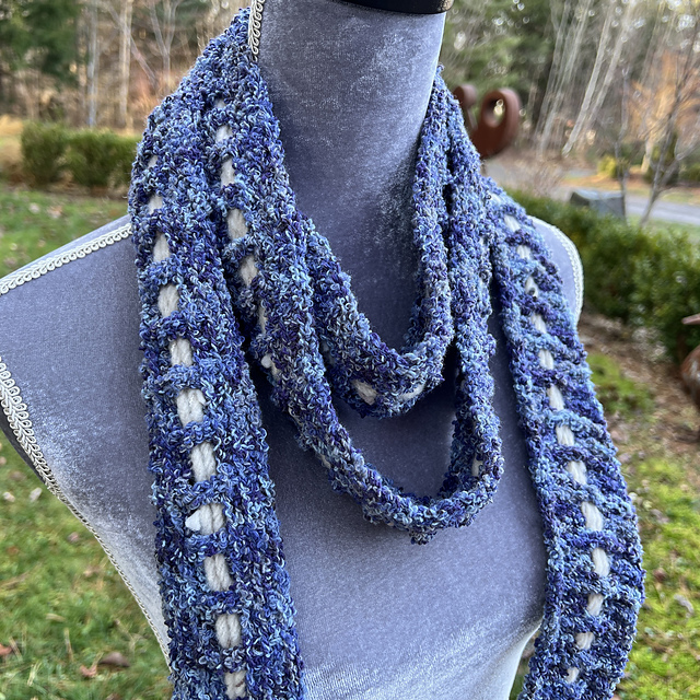 Pencil Scarf