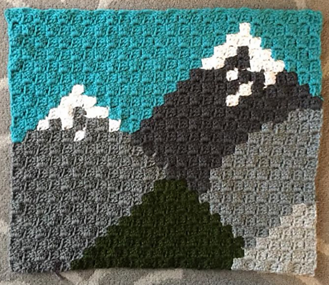 C2C Mountains Square