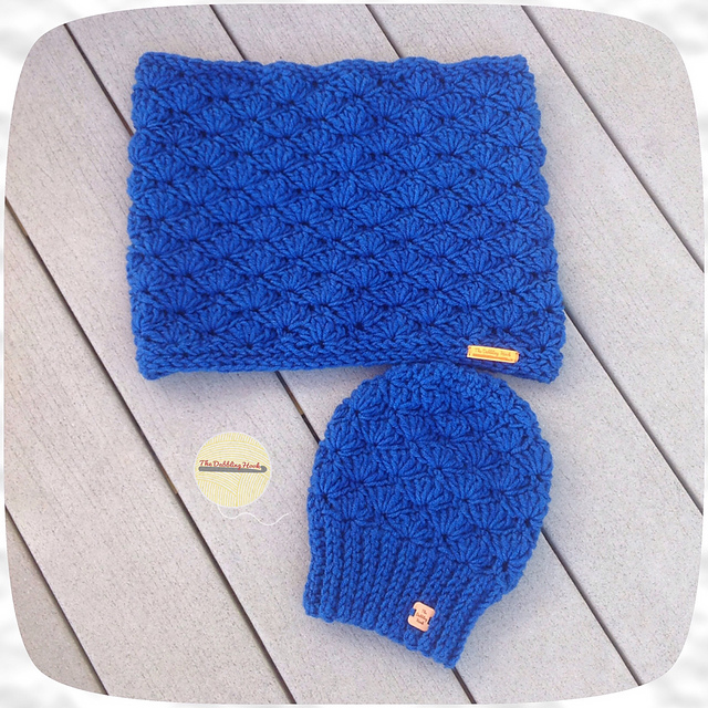 Shell Cowl & Ribbed Beanie