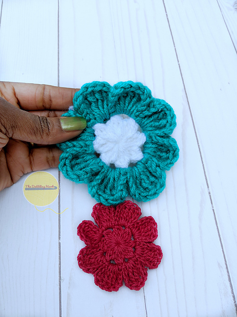 8 Petal Flower