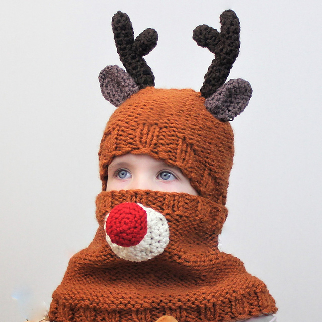 Remy REINDEER Set (hat+cowl)