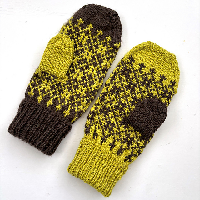 Octothorp Mittens
