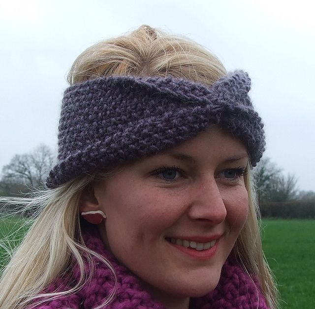 Moss Stitch Pinched Headband
