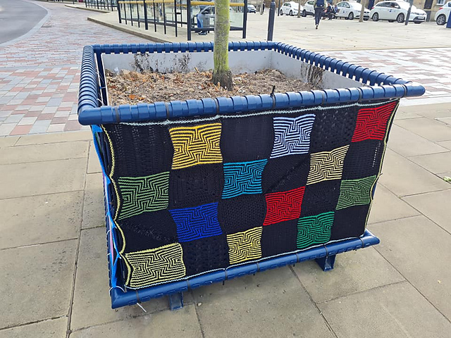 Illusion Mosaic Squares