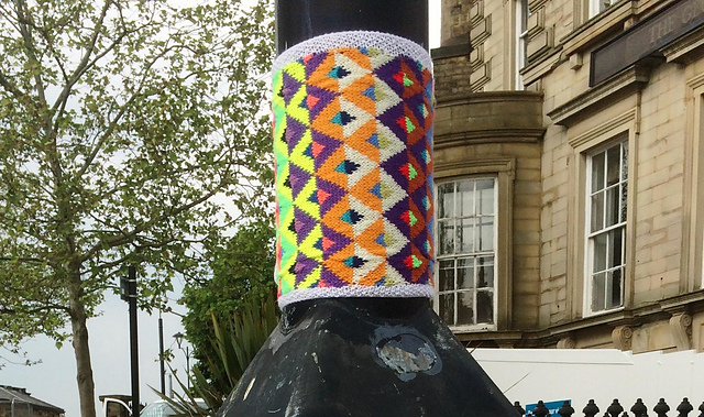 Harlequin Triangles