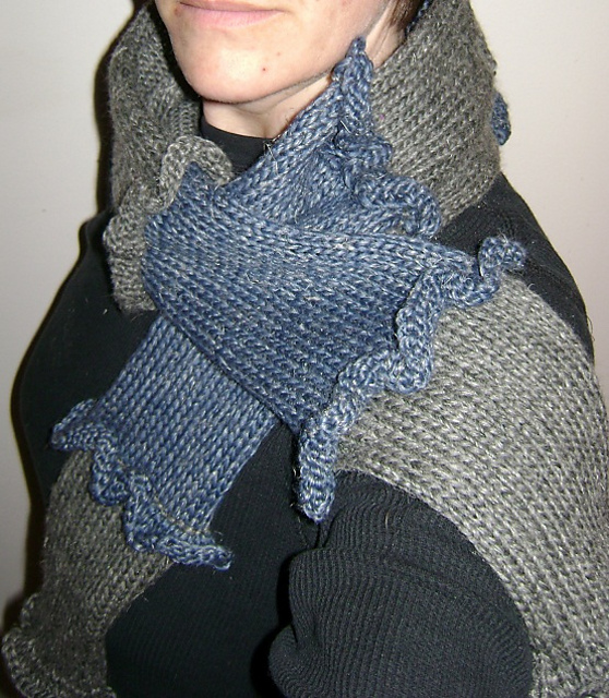 Keystone Scarf