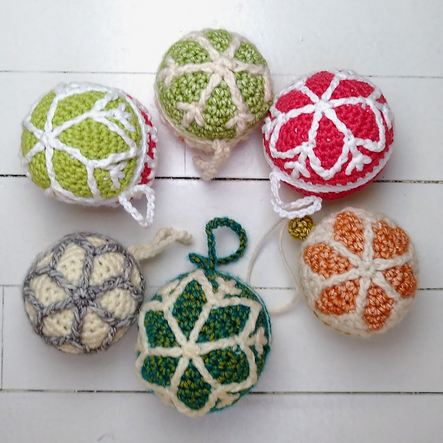 Wintery Baubles