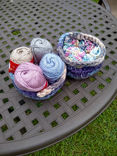 Dapple Basket
