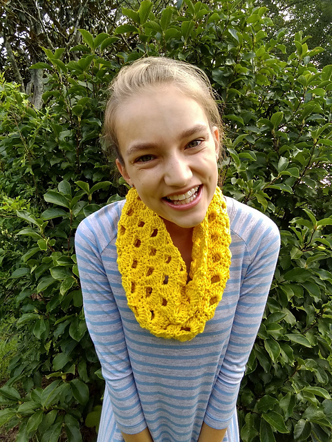Crocheted Sunshine Cowl