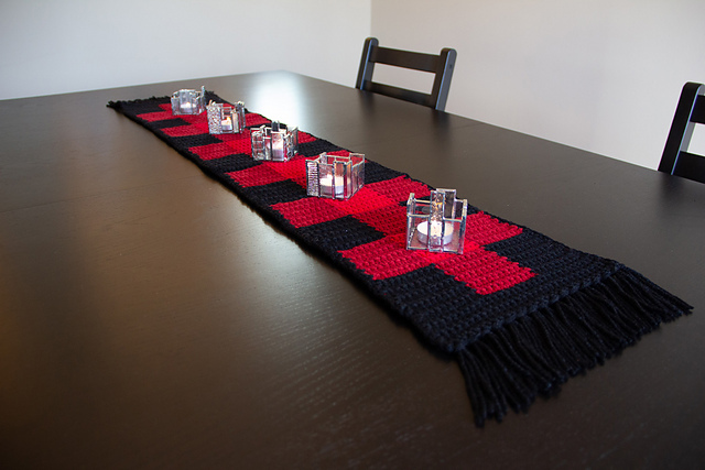 Buffalo Plaid Table Runner