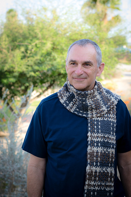 Gentlemen’s Plaid Scarf