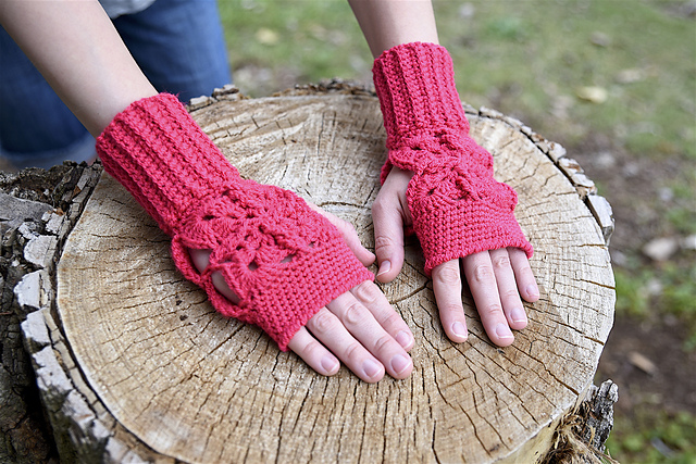 Butterfly Kiss Gloves