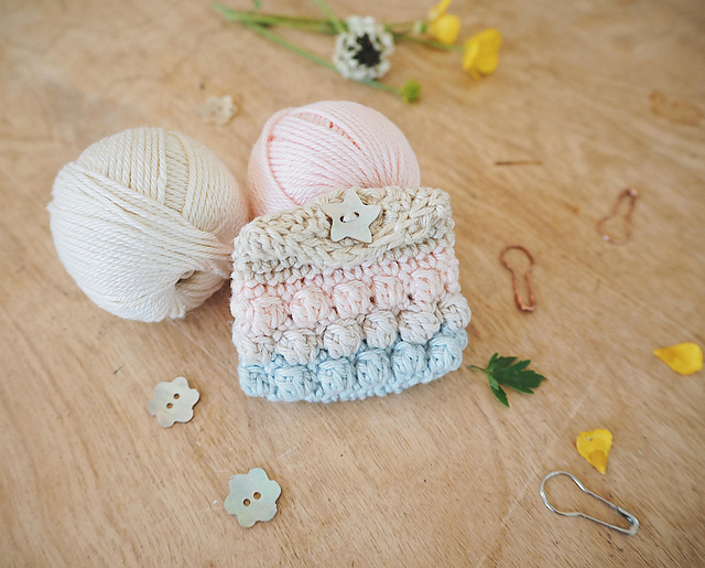 Petite Pouch