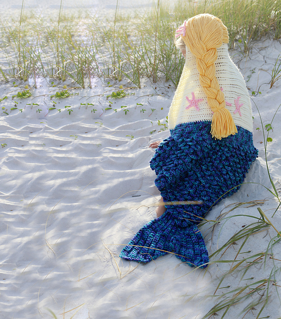Mermaid Hooded Blanket