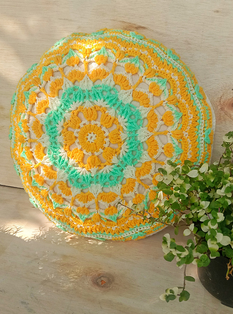 Rembulan Pillow