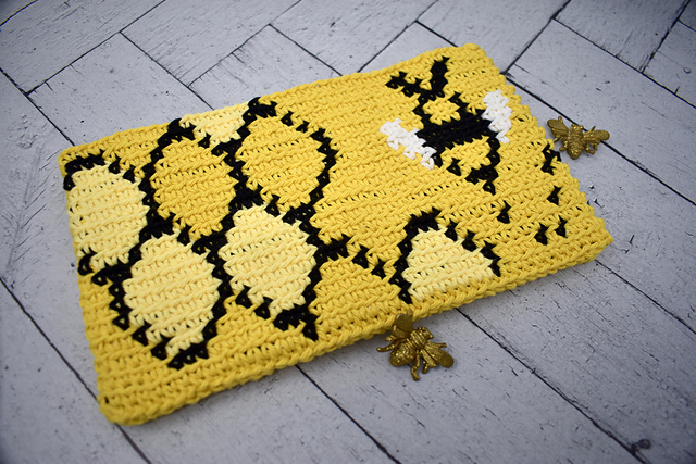 Honeycomb Clutch