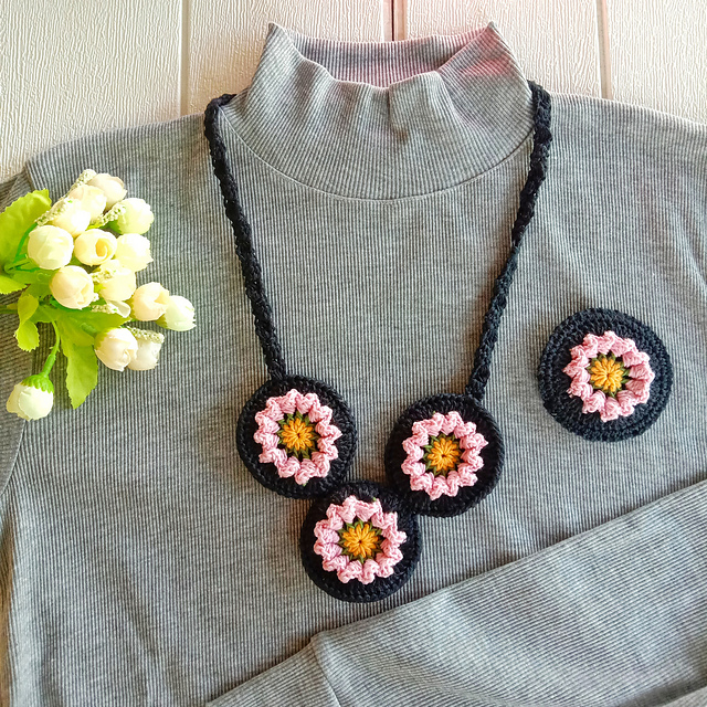 Daisy Mandala Accessories