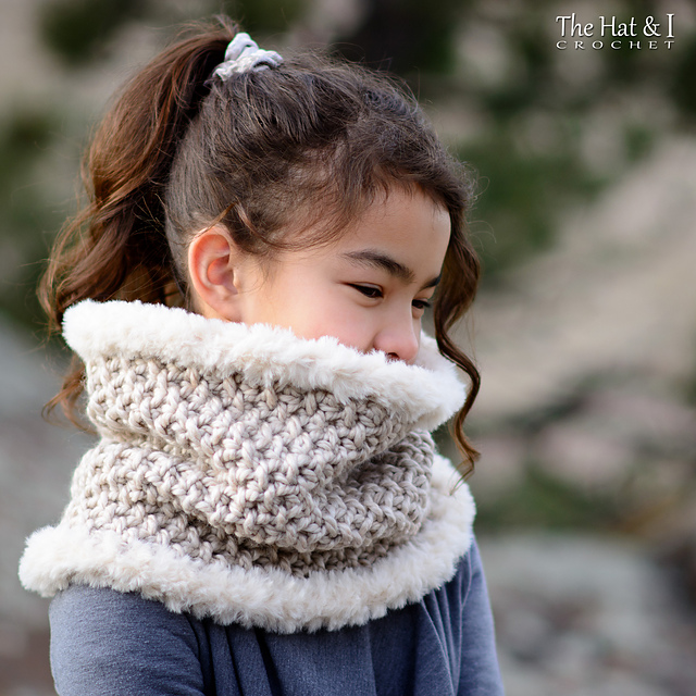 Arctic Luxe Cowl