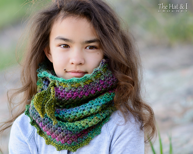 Cozy Cabin Cowl