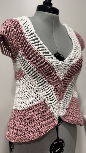 V-Swing Reversible Top