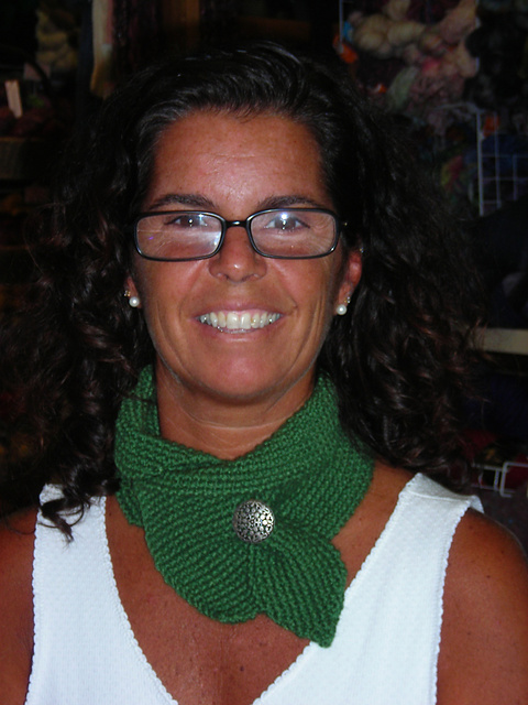Collared One-Button Scarf