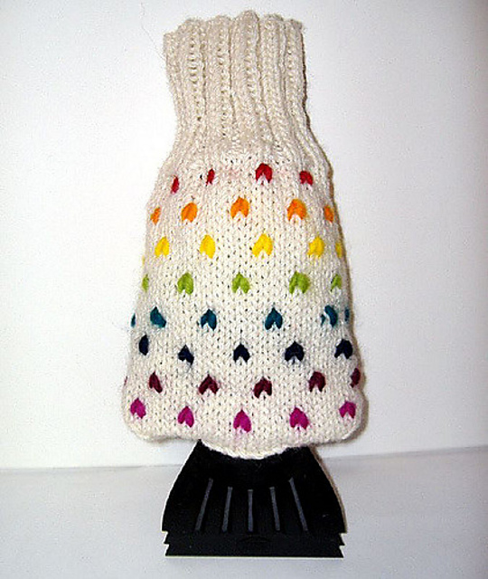 Thrum Stuffed Ice Scraper Mitten