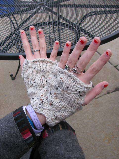 Scalloped Butterfly Fingerless Mitts
