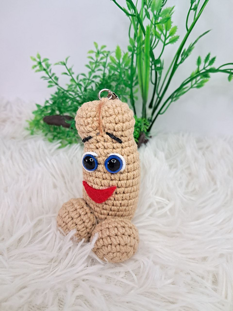 Ravelry: Penis keychain pattern by Viktoria Bakuta