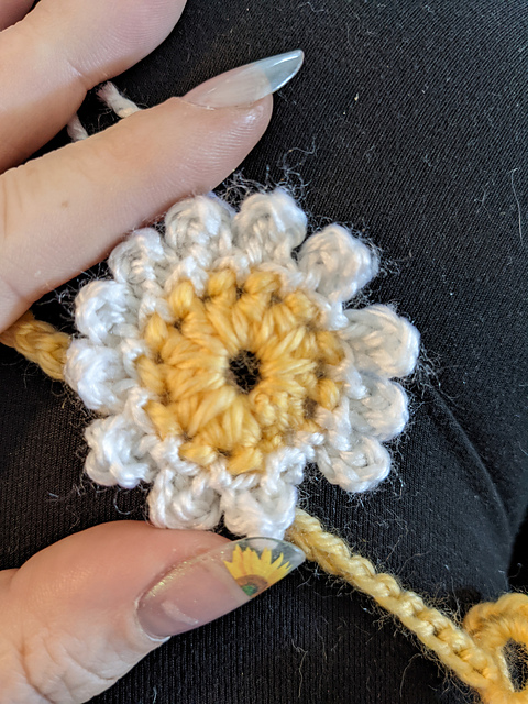 Daisy Flower Crown