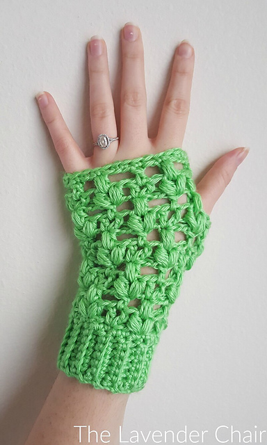 Clover Puff Fingerless Gloves