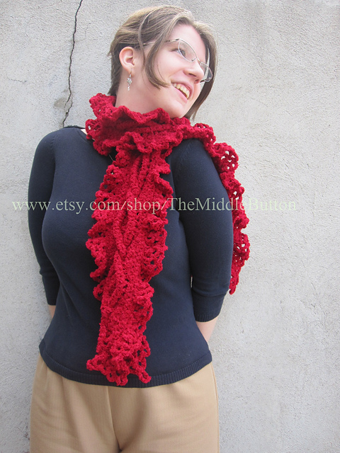 Maera Cabled Ruffled Scarf