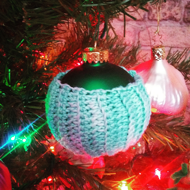 Christmas Ornament Cozy