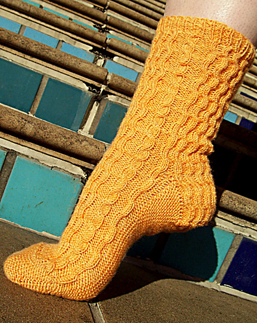 Crosswaves Socks