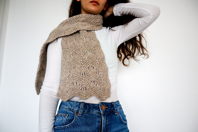 Chevron drop stitch scarf