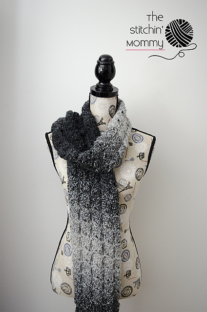 Gray Shells Scarf
