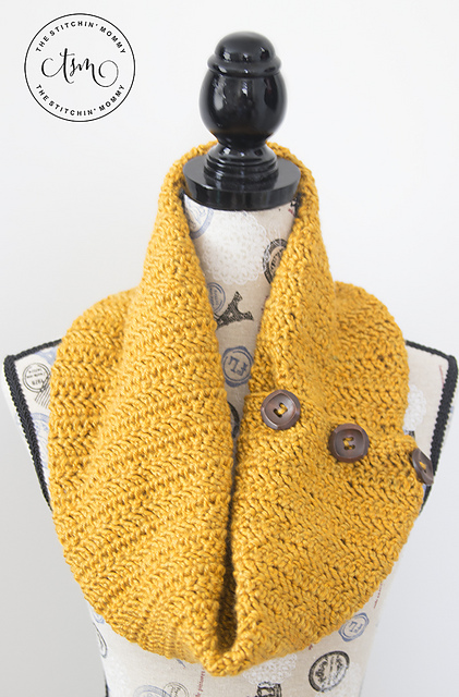 Butterscotch Button Cowl