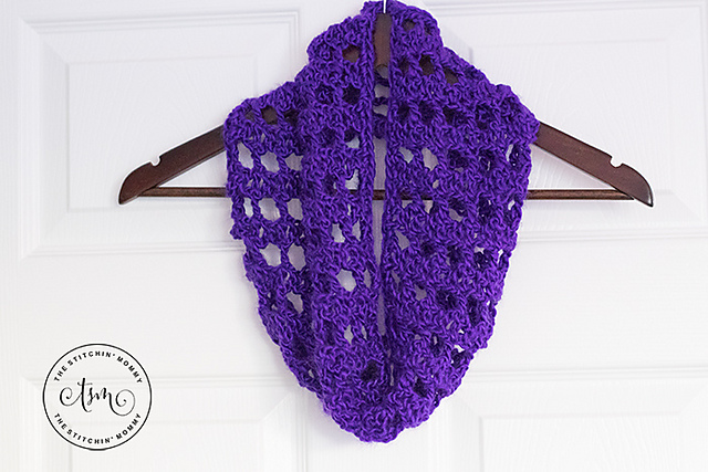 Amethyst Lace Cowl