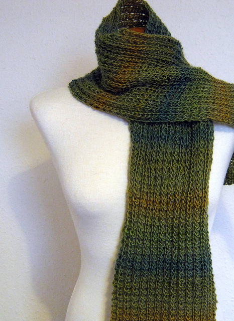 Unisex Ribbed Mirage Scarf
