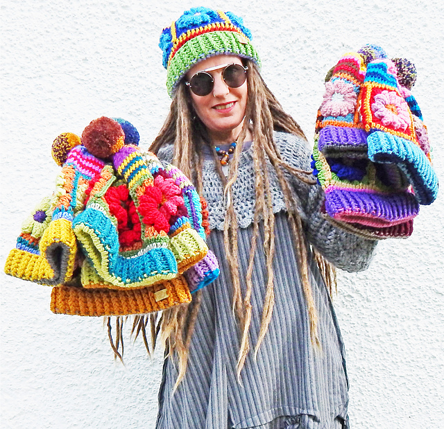 Enfys Bobble Hat